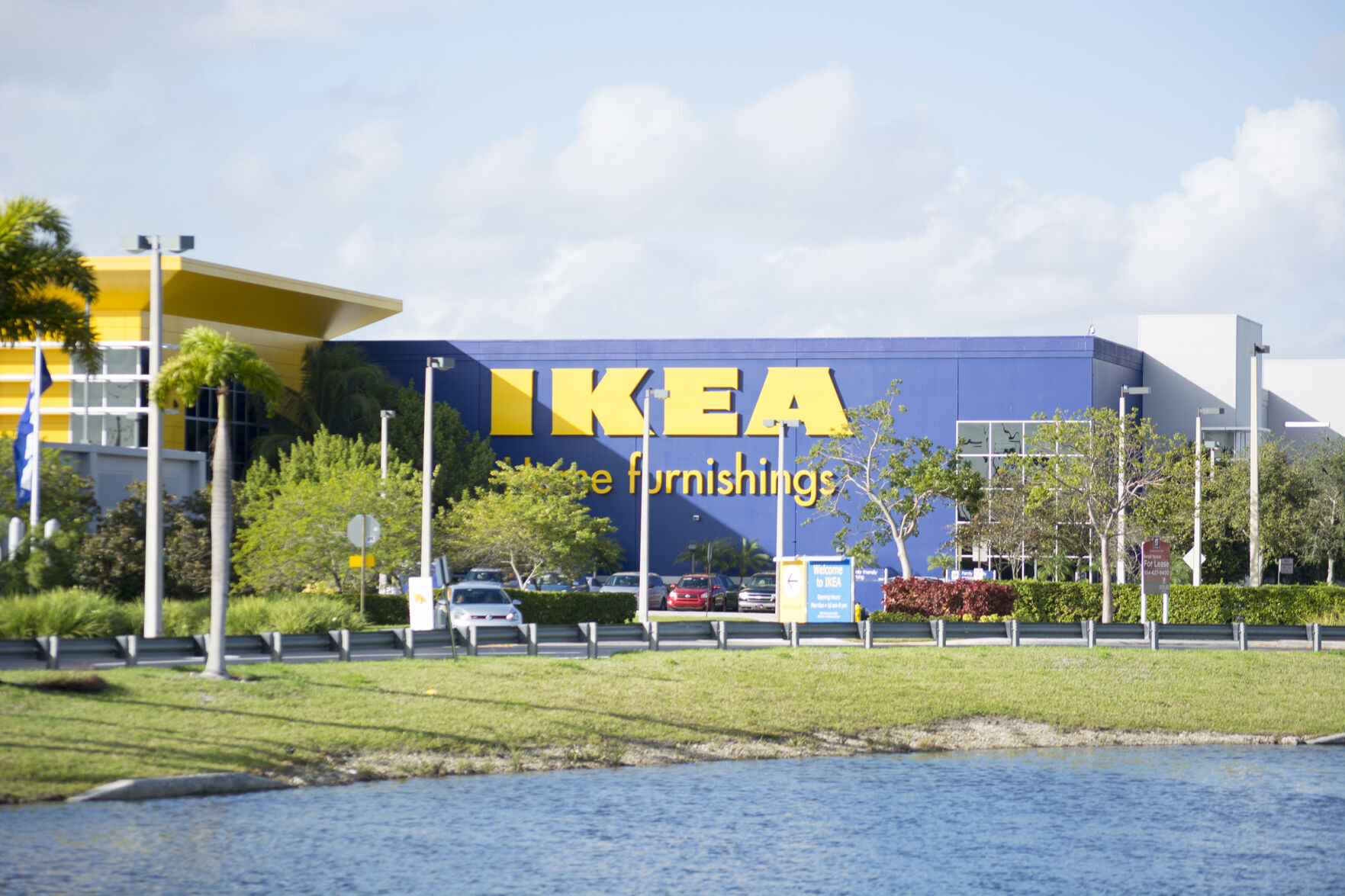 BIZ-IKEA-BESTBUY-COLLAB-DMT